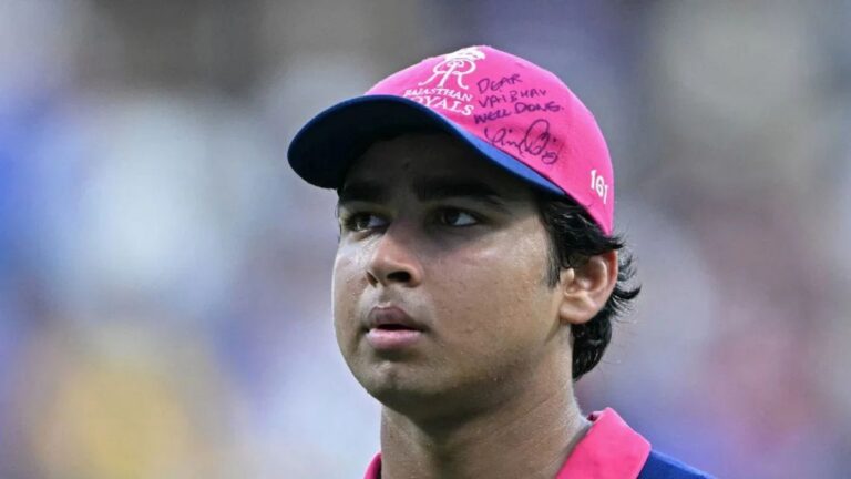 Vaibhav Sooryavanshi Gets Scholarship Offer From IPL Founder – Vaibhav Sooryavanshi Receives Global Scholarship Offer From IPL Founder