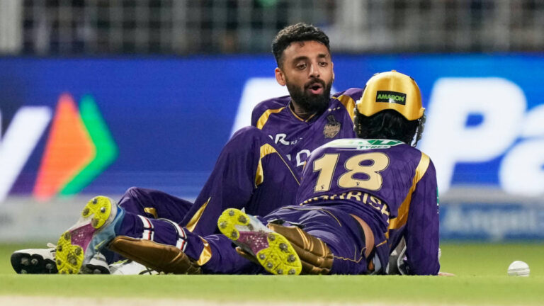 Varun Chakravarthy’s Courageous Performance Amidst Injury for KKR