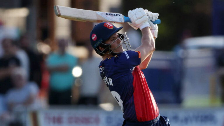 John Simpson Fireworks Lead Sussex Sharks to Vitality Blast Victory over Essex