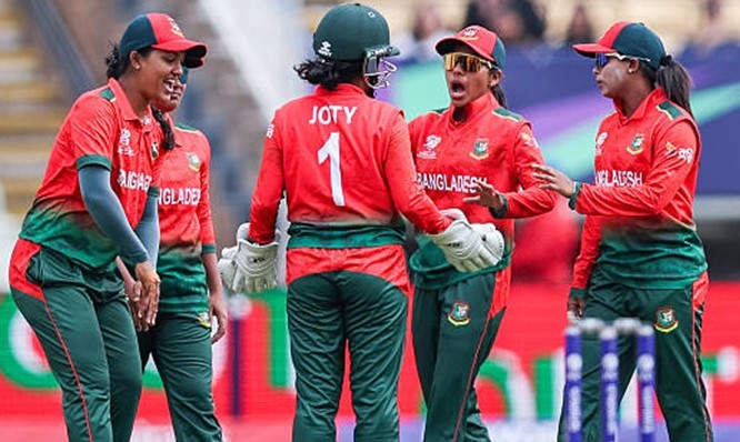 India beat Bangladesh by 5 wickets in Women’s T20 World Cup clash