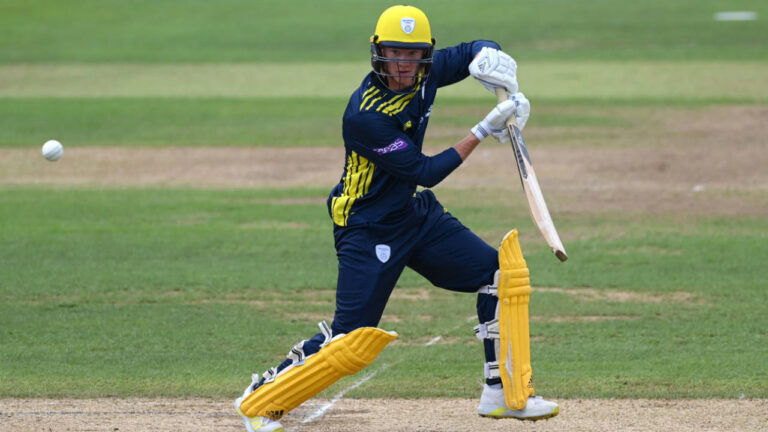 Tom Prest, Ashtoush Sharma thrive to see Hampshire past Yorkshire – Metro Bank One-Day Cup Report