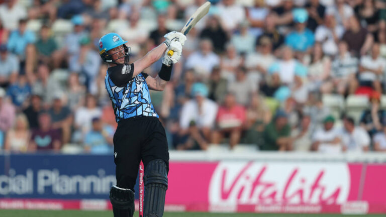 Hose, Raza get Rapids flowing before Kent collapse in Vitality Blast