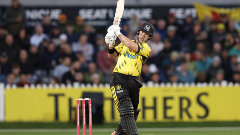 Short 92* inspires Gloucestershire to Surrey thrashing at Bristol