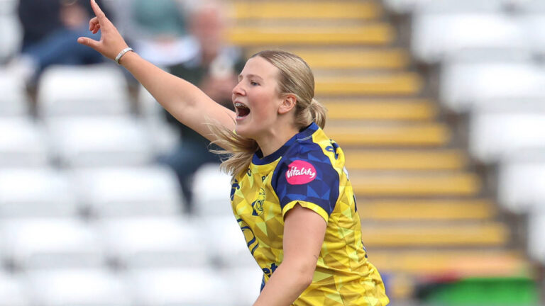 Johnson flattens Lancashire to keep Durham’s Finals Day hopes alive