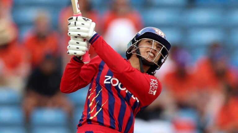 Smriti Mandhana stars with 88* as Super Giants down Sunrisers
