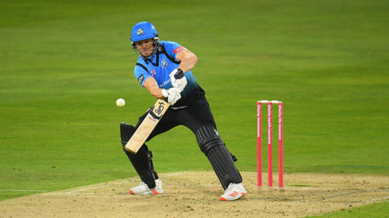 Cox, Holland lead Leicestershire to thumping win over Somerset in One-Day Cup