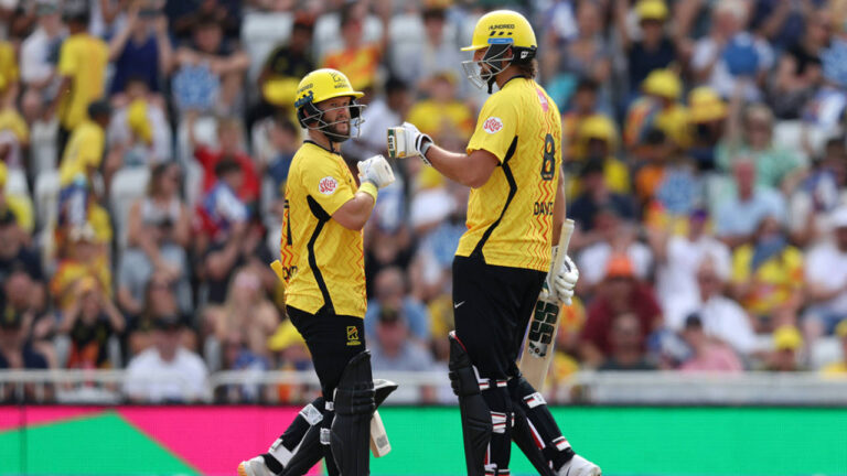 Donald, Duckett set platform before Amir fires Rockets to victory
